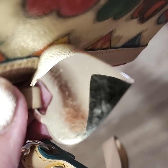 Dooney & Bourke Scribbled Hearts Wristlet Vtg - Picture 8 of 8